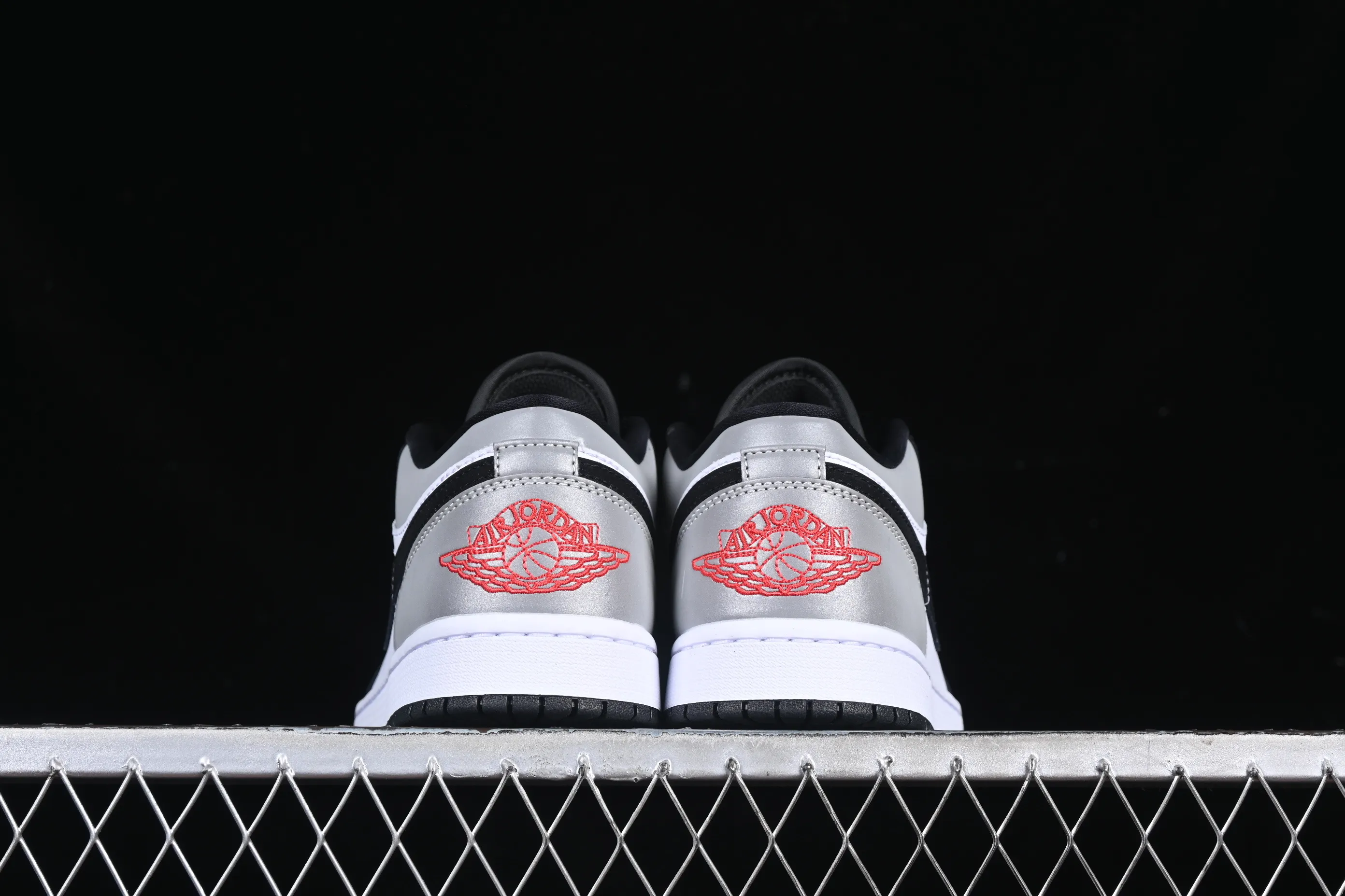All categories Air Jordan Jordan series basketball shoes Air Jordan 1 Low G version pure original Air Jordan 1 Low AJ1 Joe 1 gray silver black hook low-top cultural casual sneakers HF3148-106